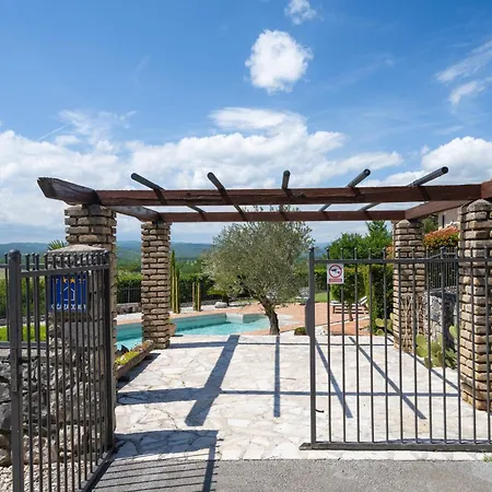 Luxury With A Swimming Pool Kozljak, Istria - Sredisnja Istra - 3399 플로민